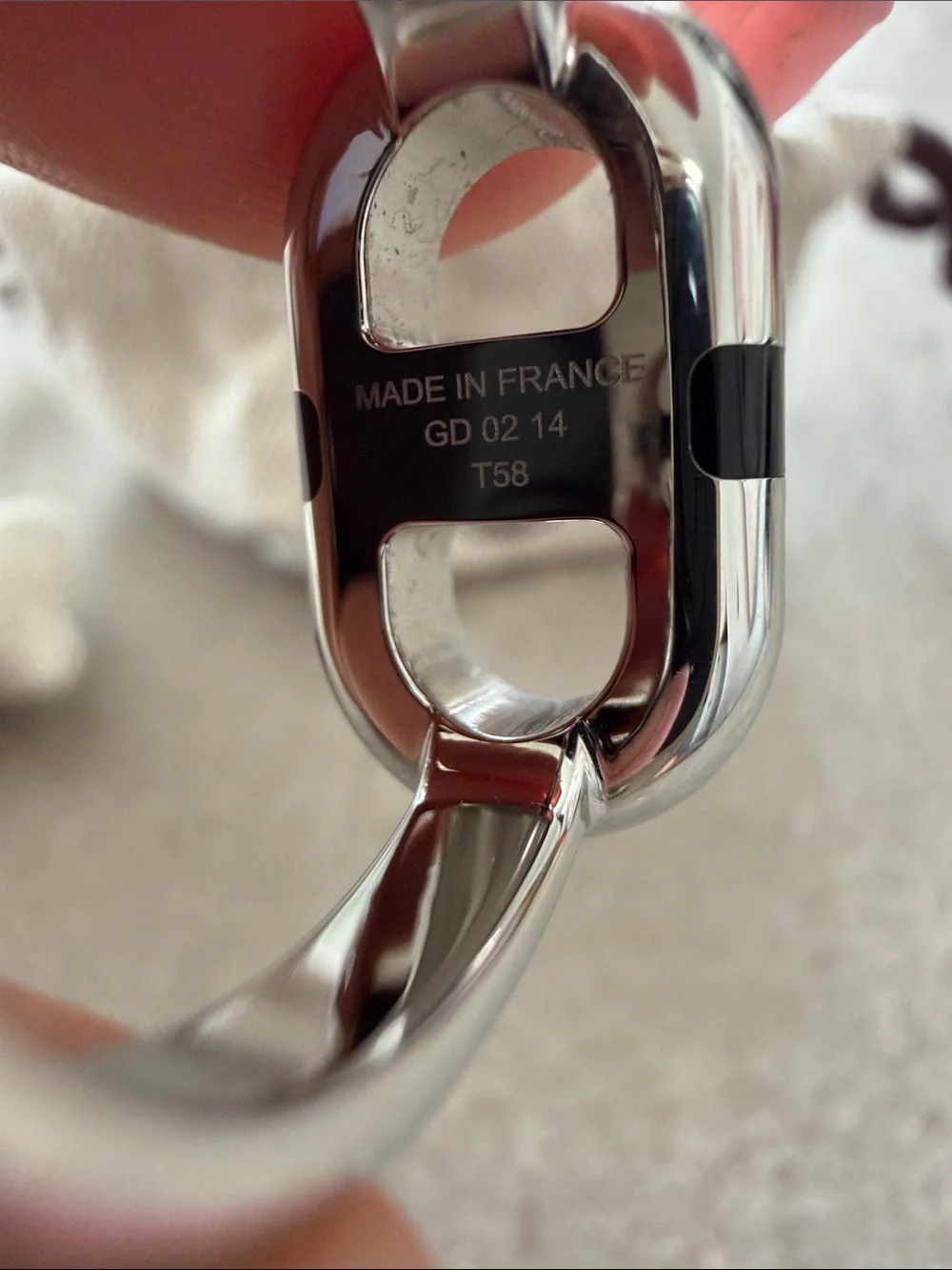 Hermes ring lacquered